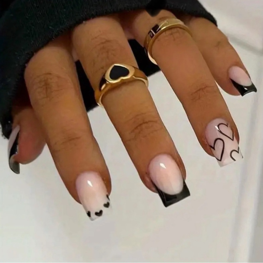 24 Piece Black Heart French Tip Square Press On Nails